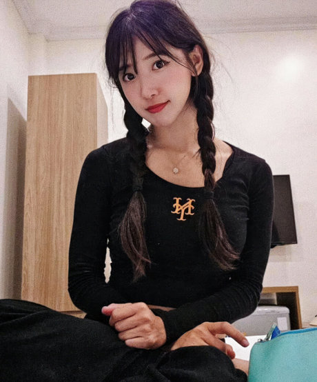 wife blowjob onlyfans art xxx image