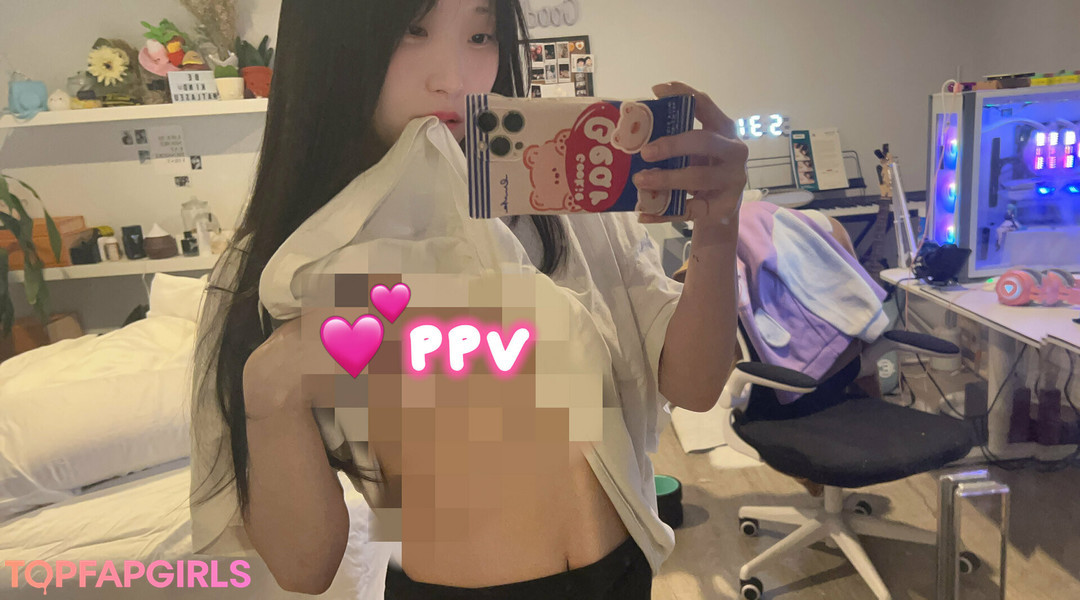 awnni star nude gallery