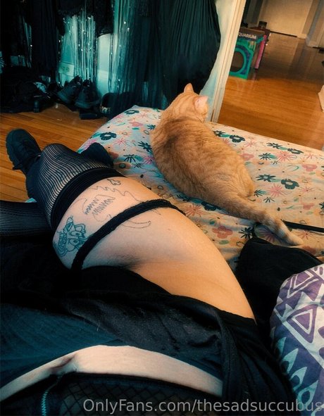 thesadsuccubus pornographic model pic