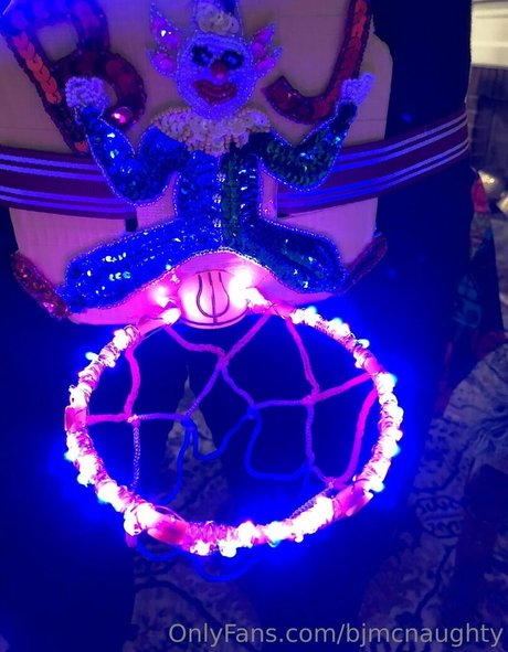 clothed onlyfans nudes pics