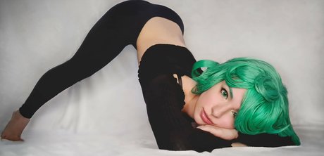 Faye Tan beautiful model pics