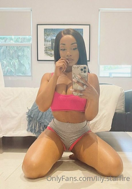 Lily Starfire free model pic