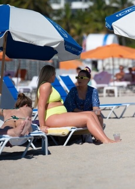 iskra porn model pics