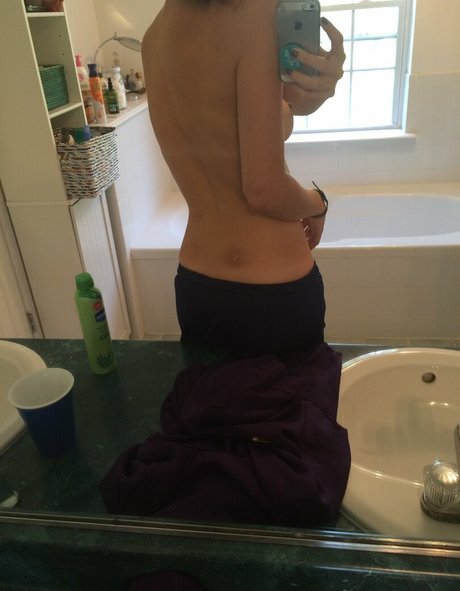 sydneygayle nudes model picture