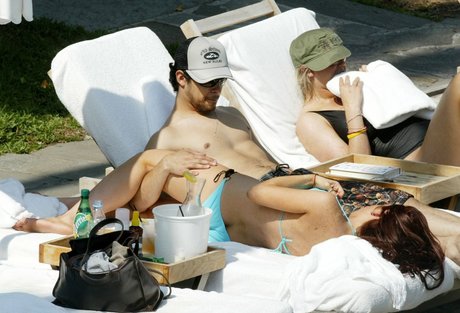 femboy asian onlyfans exclusive images