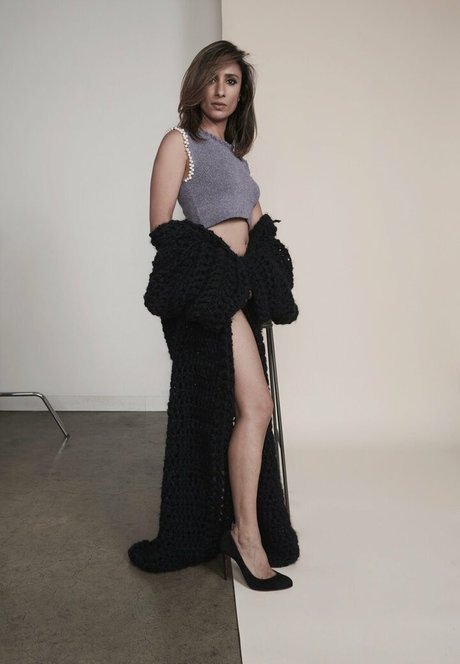 Anita Rani free star picture