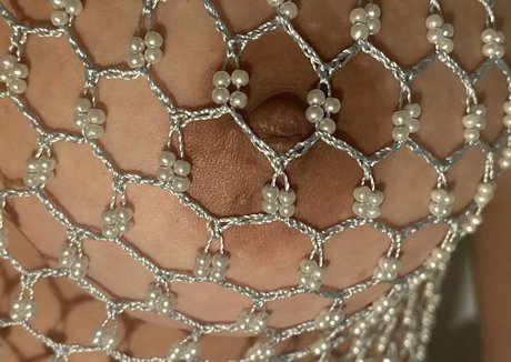 clothed onlyfans beautiful nude pic