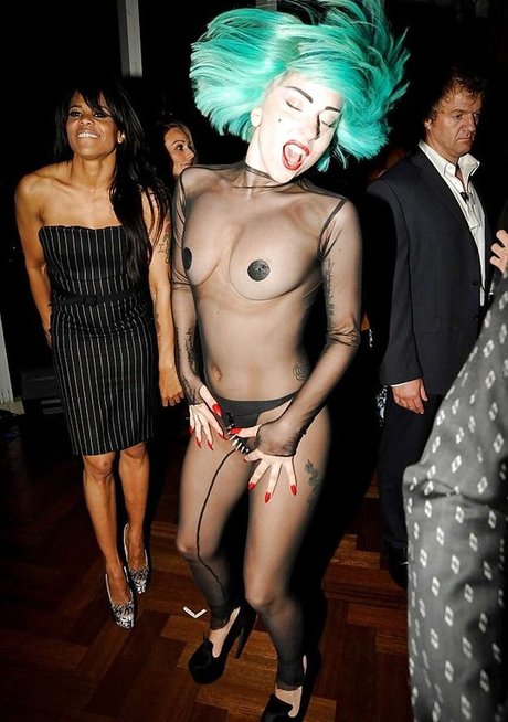 ebony wet pussy onlyfans art nude gallery