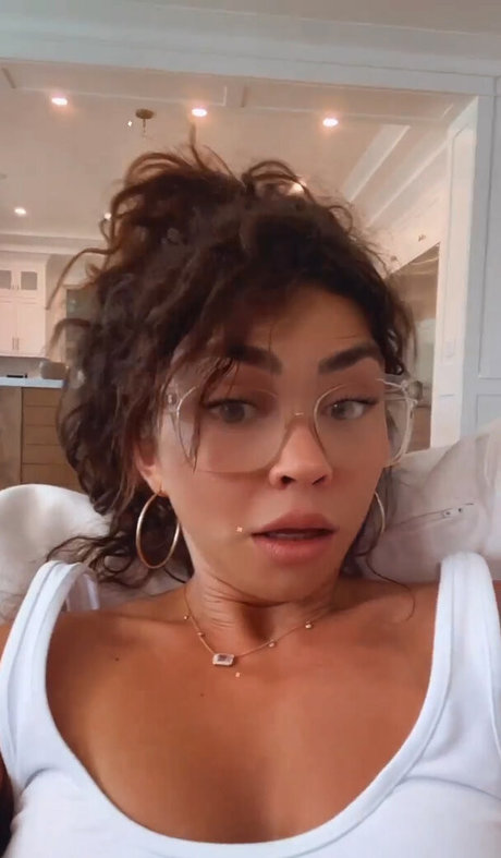 nerdy teen onlyfans free pictures