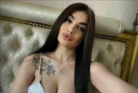 miss toria erotic actress photo