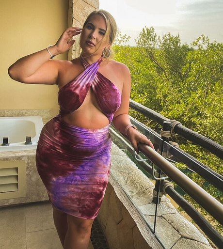 black pawg onlyfans adult archive