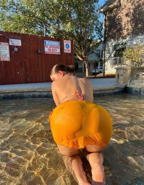 Paigecherryy sex pornstar pic