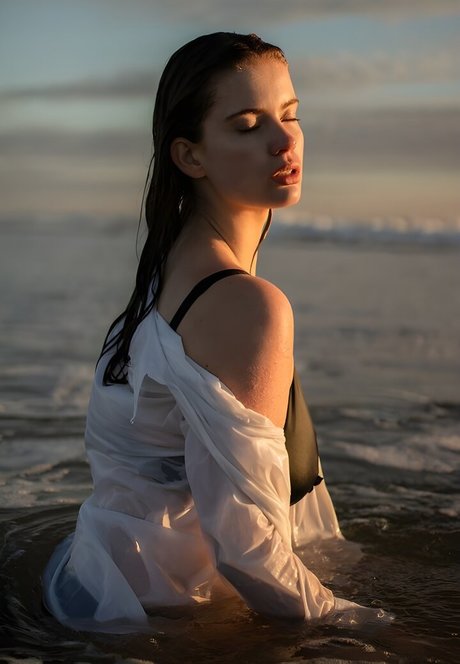 Benthe Ten Broek hot model archive