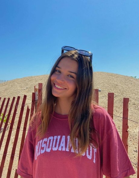 Katie Gilmore free model pic