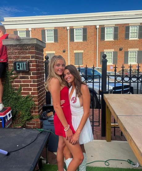 Katie Gilmore nude model gallery