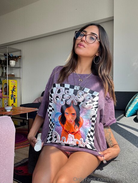 Heeyshakti beautiful model image