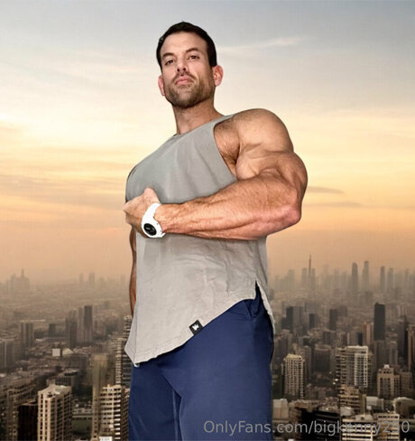 Bigkenny250 nudes star image