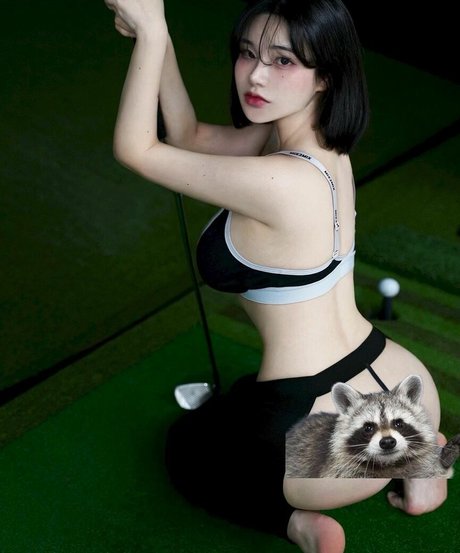 Garumrum_ pornstar naked photo