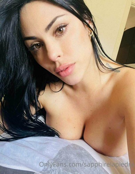 sapphireastrea pornstar beautiful img