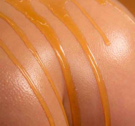 Lauren Brooks model archive