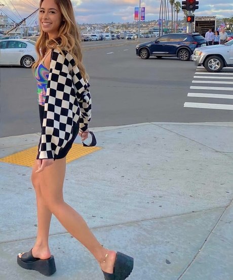 Buhnny pornstar perfect image