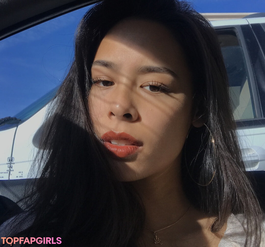Buhnny pornstar adult img