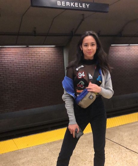 dark skin ebony onlyfans adult photos