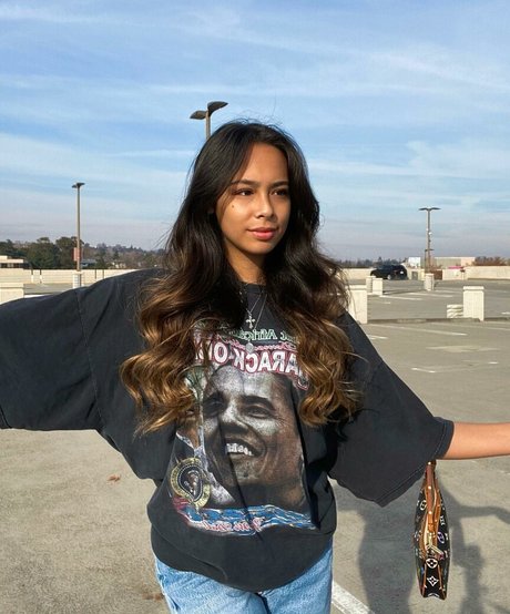 Buhnny free actress pictures