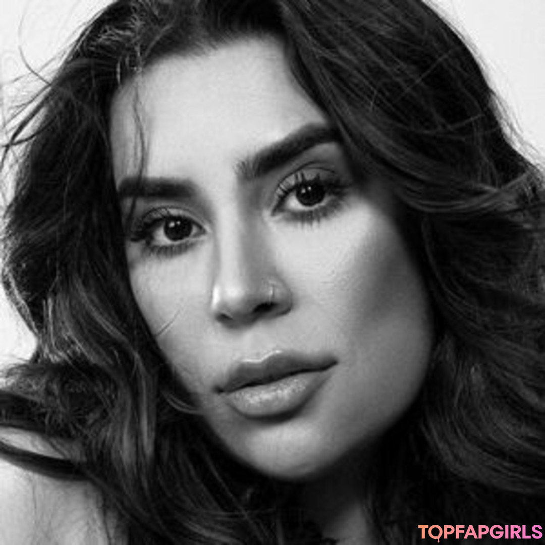 Naiara Azevedo top actress pictures