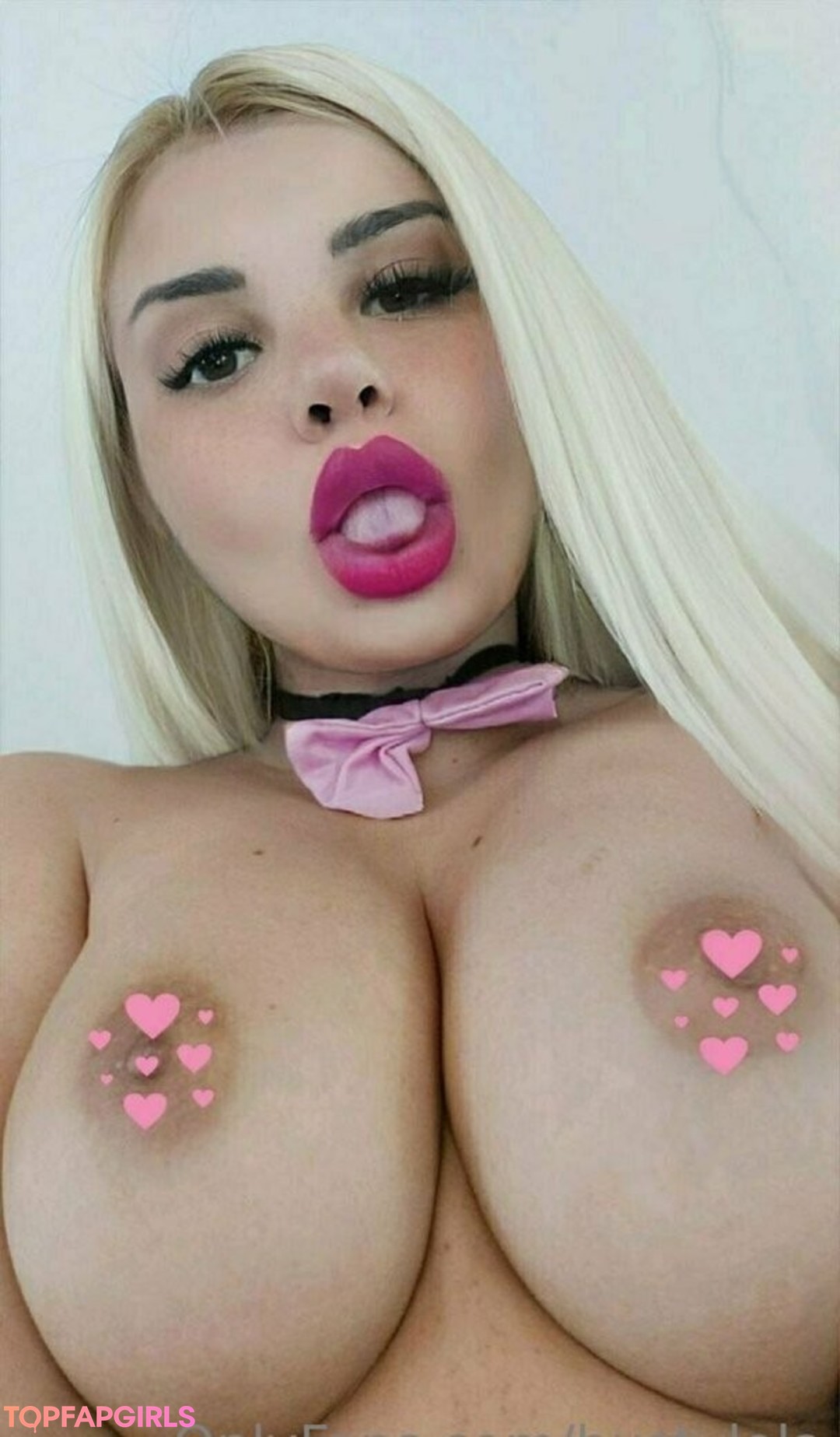 bustylola model free pic
