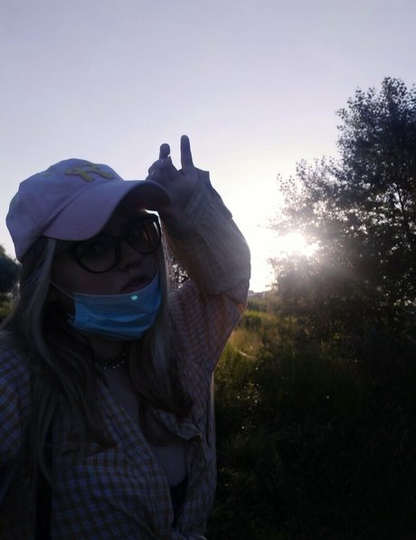 Lissaviip xxx pornstar photo