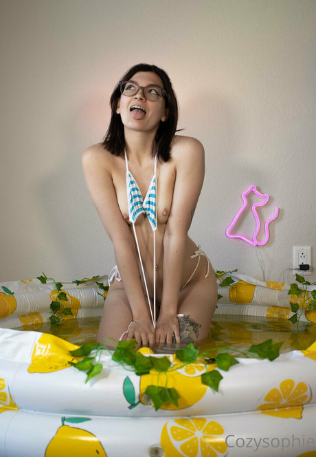 bikini princess onlyfans beautiful porn img