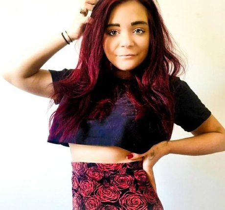 military girls onlyfans pretty image