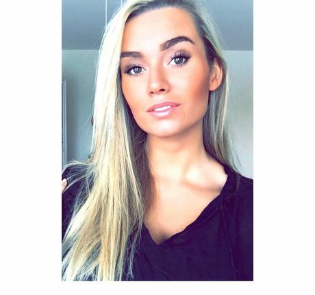 Alma Tandrup sexy model photos