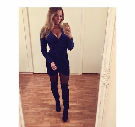 Alma Tandrup pretty actress pictures