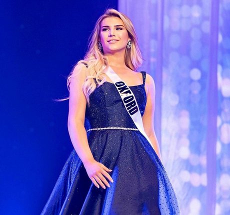 Erica Carosella model galleries