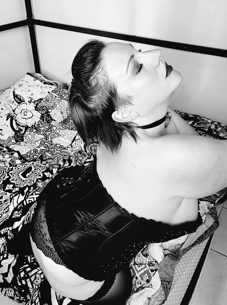 pierced onlyfans porno photo