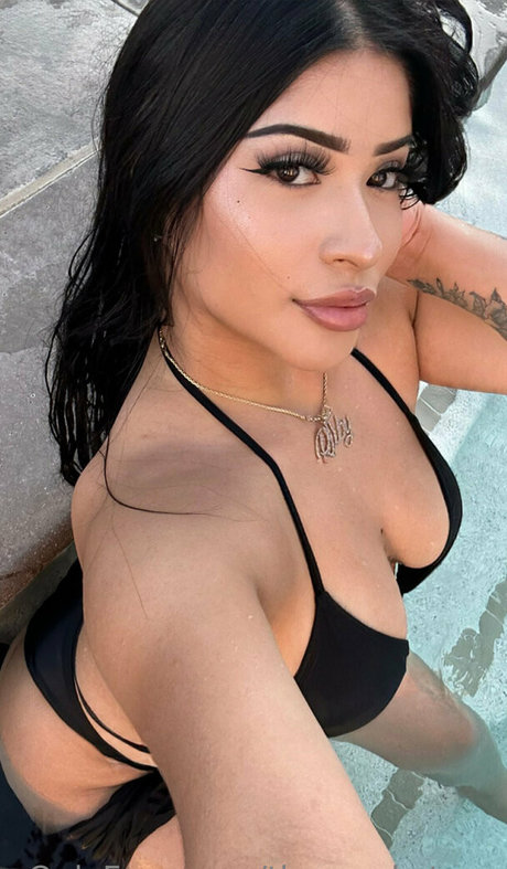 thesarahstone model erotic images