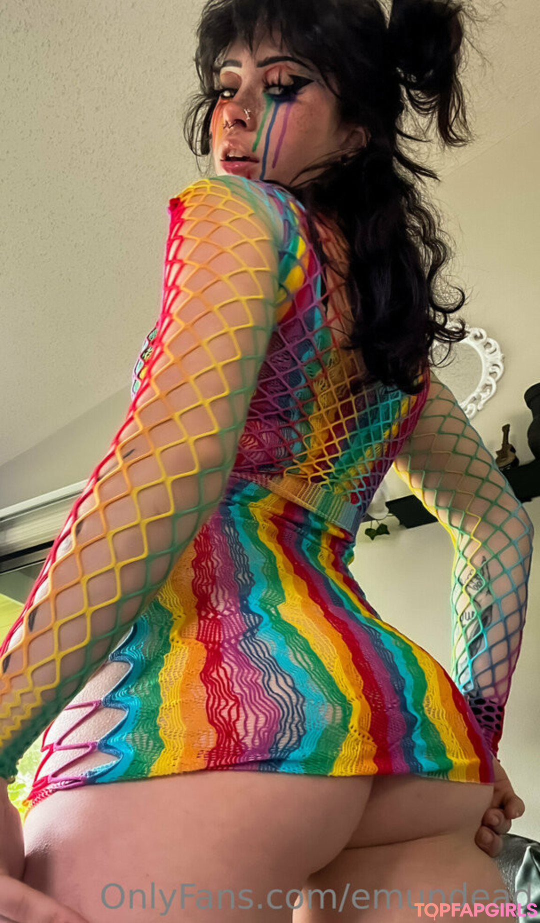 emundead star adult gallery