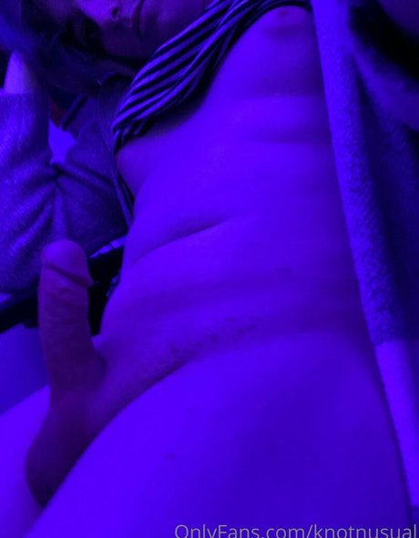 kasiorat naked model photos