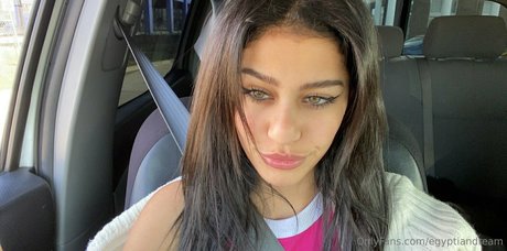 egyptiandream adult actress picture