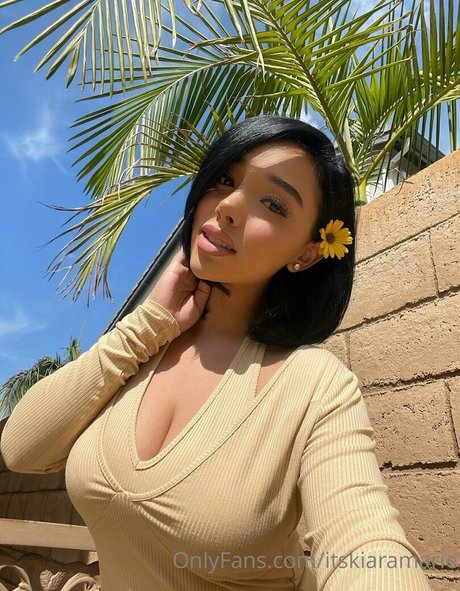 itskiaramarie art model archive