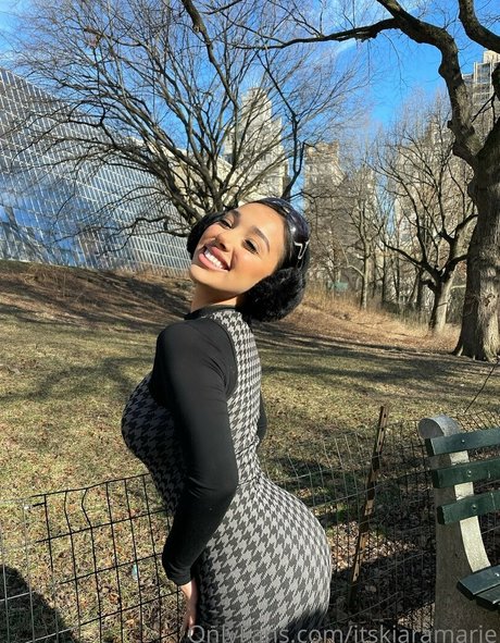 itskiaramarie exclusive pornstar gallery