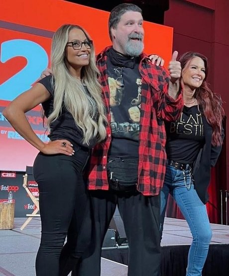 tiny onlyfans pretty img