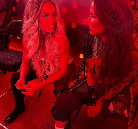 black hair milf onlyfans free naked pictures