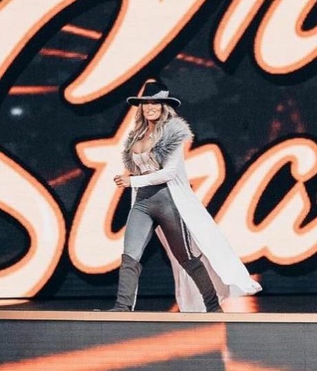 beautiful japanese onlyfans art nude img