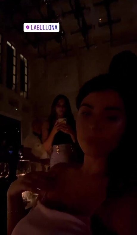 busty teen onlyfans free photos