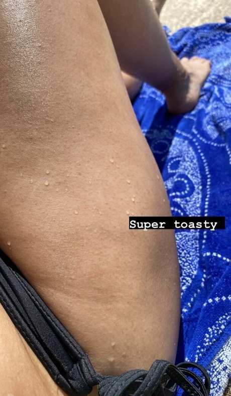 Juujimarr naked pornstar photos