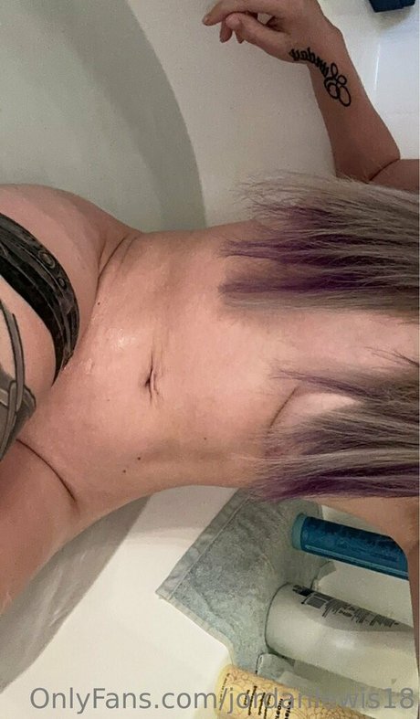 tall busty onlyfans best galleries