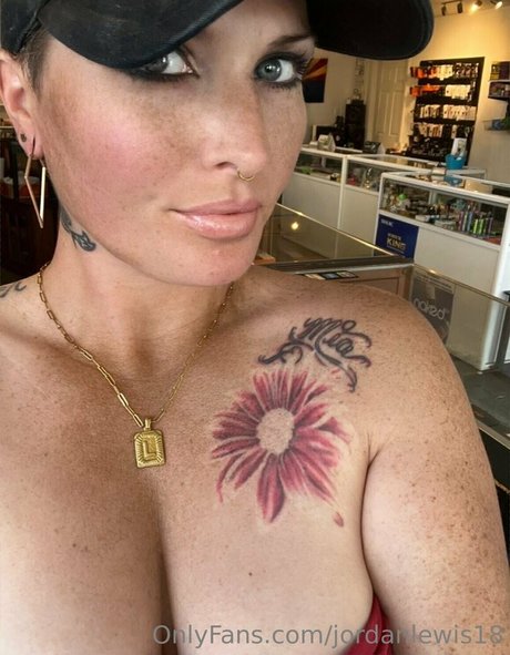 girlfriend experience onlyfans beautiful images